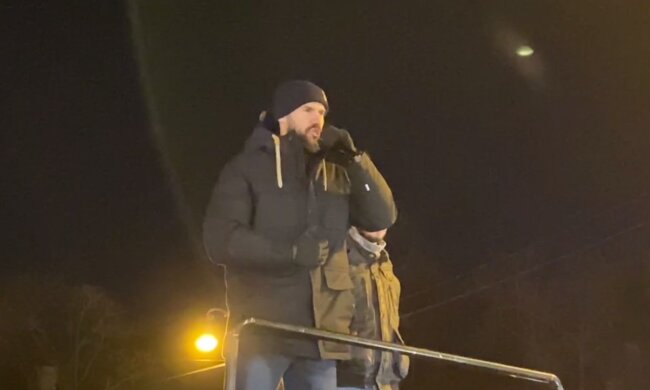 Під час мітингу 1 грудня Сергій Тамарін заявив, що потрібно пам’ятати і успішні, і ганебні приклад історії