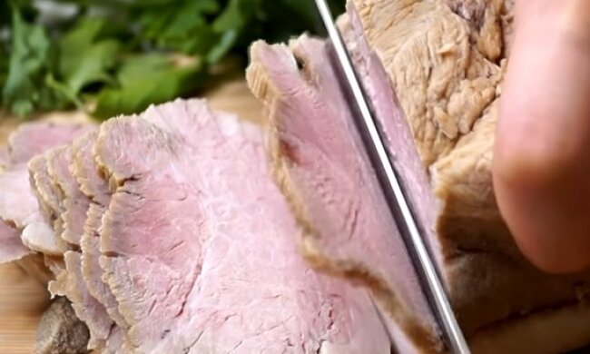 Очень сочное и мягкое: рецепт "мяса в термосе", о котором многие не знали