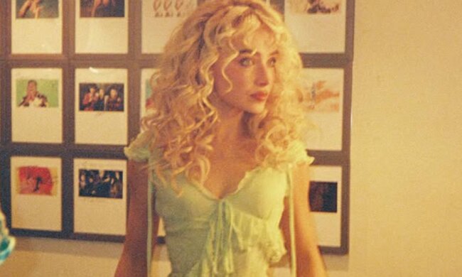 Сабрина Карпентер, фото из соцсетей