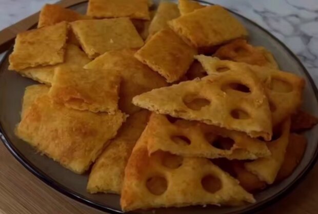 Сирні крекери, кадр з відео