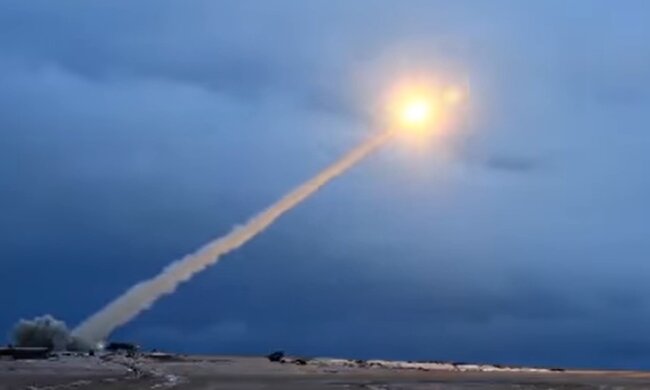 Вже доповіли Путіну: в РФ заявили про запуск міжконтинентальної ракети. Загрожують миру
