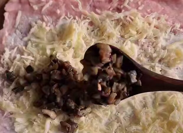 Курячий рулет в аерогрилі, кадр з відео