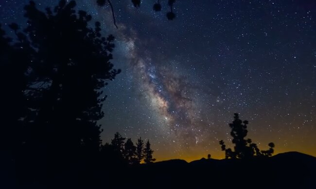 Ночное небо. YouTube