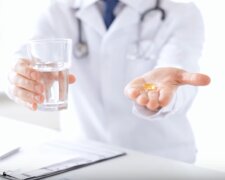 Медикаменты. Скриншот с видео на Youtube