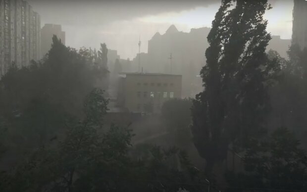 Непогода. Фото: скриншот YouTube-видео