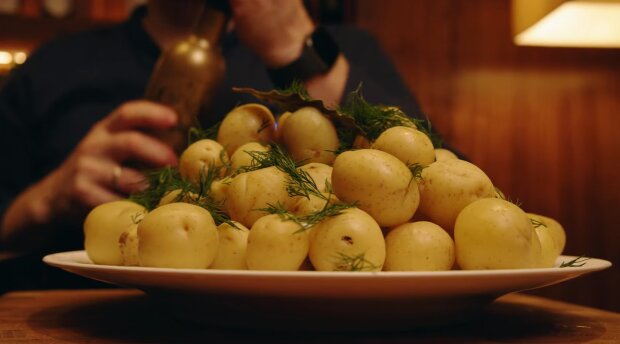 Как быстро сварить картофель. Фото: YouTube