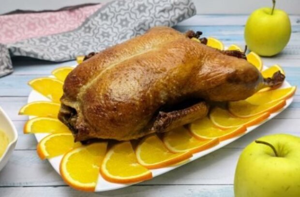 Вона вийде просто божественною: як приготувати справжній маринад для качки перед її запіканням у духовці