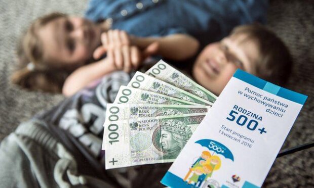 Деньги на ребенка в Польше, фото: youtube.com