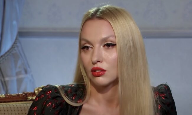 Оля Полякова