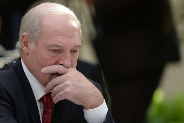Нормальных машин не будет: Лукашенко приказал пересадить белорусов на китайские "пукалки". Фото