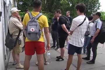 Вручення повісток: скрін з відео