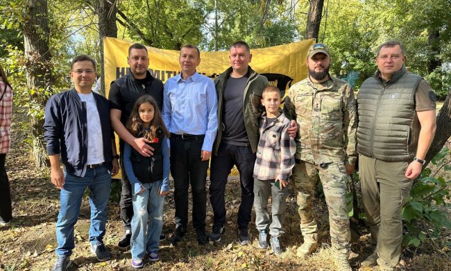 Заступник міністра економіки та керівництво Держекоінспекції взяли участь у Всесвітньому дні прибирання: "Чиста планета – спільна відповідальність"