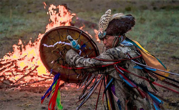 Обряд шаманів, фото: youtube.com