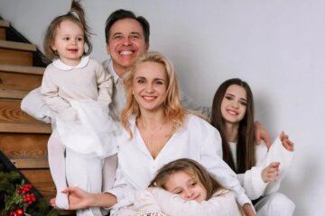 Лілія Ребрик з родиною, фото із соцмереж
