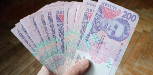 У вас есть полтора месяца: украинцев предупредили о новых налогах. За что заставят платить