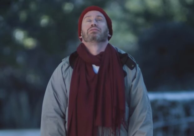 Маколей Калкин, кадр з відео