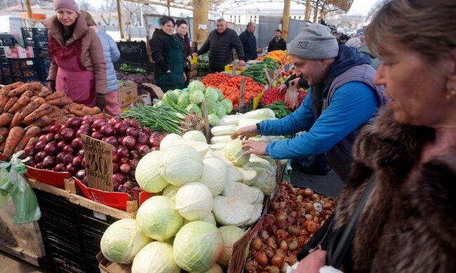 В магазин страшно заходить: украинцам рассказали о новых ценах на продукты. Что и на сколько подорожало