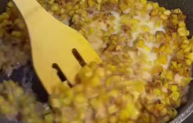 Ленивый штрудель с яблоками, кадр с видео