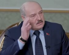 Вижив з розуму: Лукашенко зганяє людей на молитви про диктатуру. Відео