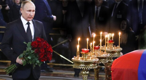 Володимир Путін на похоронах, фото: youtube.com