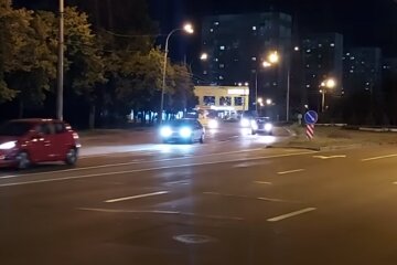 Фари: скрін з відео
