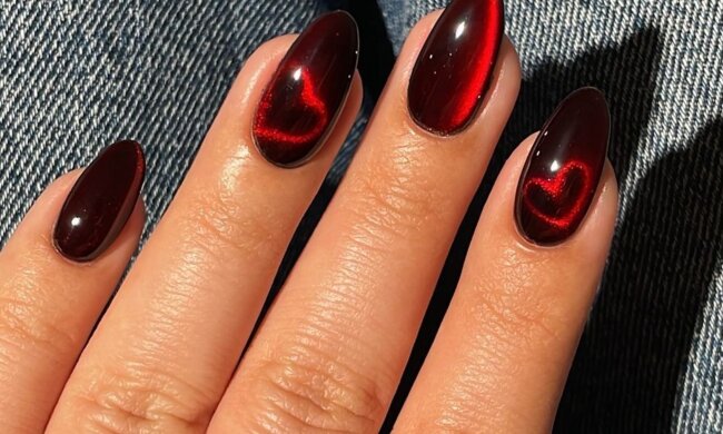 Маникюр, фото из свободных источников