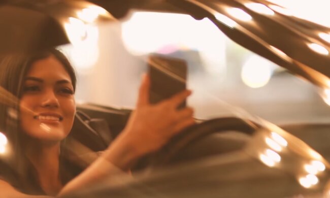 Селфи. Фото: YouTube