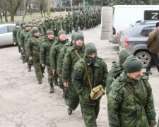 Вот и в Крыму началось: всех водителей срочно мобилизуют. Люди уже прячутся и сжигают свои права