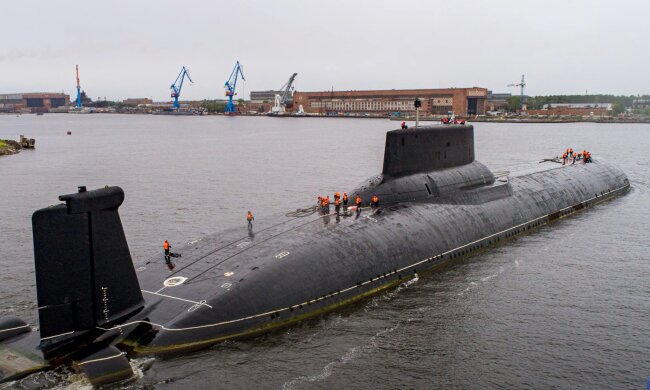 Российская подводная лодка готова атаковать Украину ракетами. Заявление