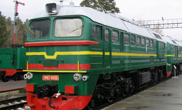 Почему в СССР все пассажирские поезда красили только в зеленый цвет: ответ многих удивит