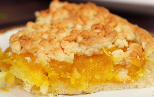 Апельсиновий пиріг, кадр з відео