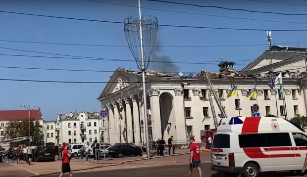 Ракетний удар по Чернігову. Фото: YouTube