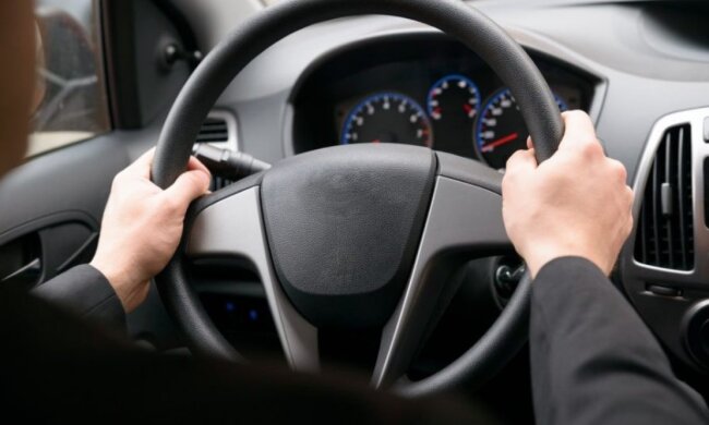 Это поможет любому водителю: 5 важных советов, которые спасут вас в дороге