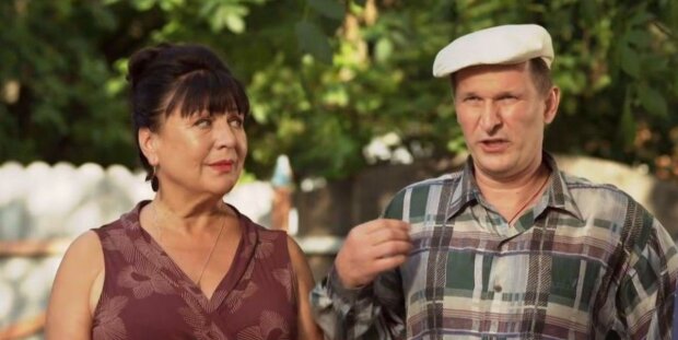 "Я долго скрывала": Кравченко из "Сватов" призналась о надругательствах отчима. Подводил к зеркалу и делал немыслимое