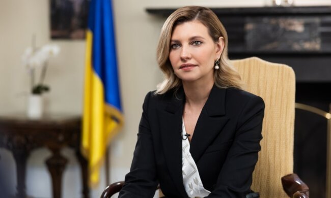 Олена Зеленська показала милий образ у дизайнерській вишиванці