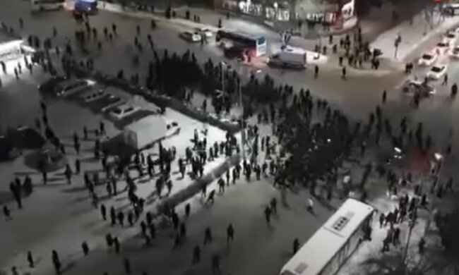 Протесты в Казахстане. Фото: скриншот YouTubе
