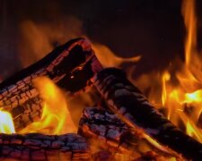Вогонь: скрін з відео