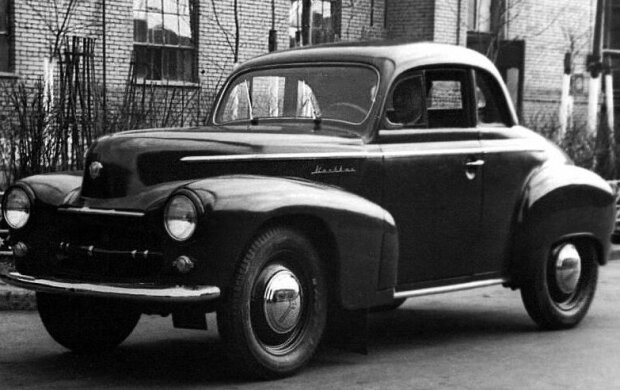 Москвич - 401-424 в кузове купэ (1951)