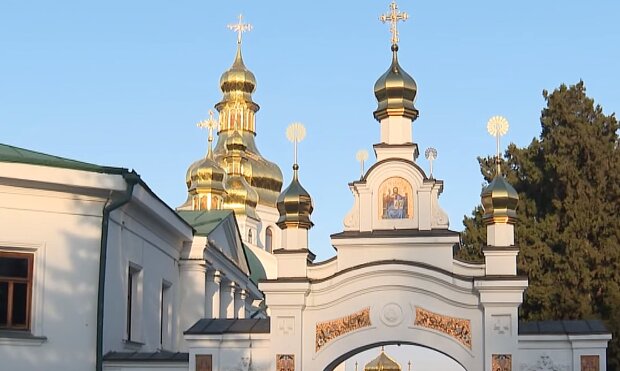 Перенос Рождества, Покрова и Крещения: Украина перешла на новый церковный календарь. Официально
