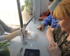 Пенсіонери. Скріншот з відео на Youtube