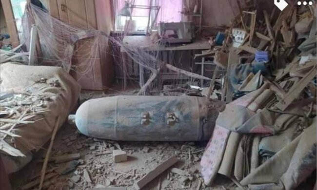 Що побажати Путіну? Фото з дитячої спальні. Чернігів