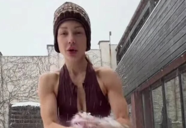 Тіна Кароль, кадр з відео