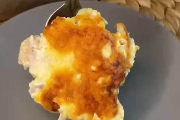 Курица с цветной капустой, кадр из видео