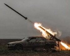 BMW 7 Series з ракетами, кадр з відео