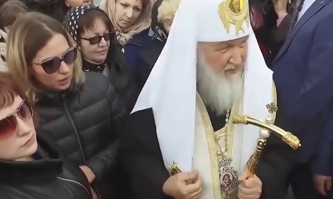 Вот и приехали: для россиян придумали молитву о получении визы. Фото