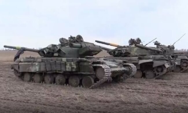 "Чекаємо Т-34": Путін зганьбився, відправивши в Україну раритетні танки. Спасибі, заберемо в музей. Фото