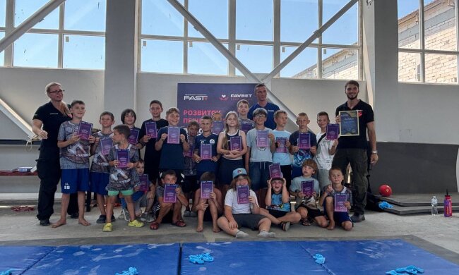 Favbet Foundation и FAST провели тренинг по домедицинской помощи для юных хоккеистов клуба «Морские волки»