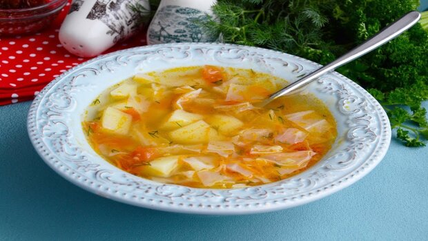 Коли немає часу, а їсти хочеться: рецепт швидкого та ситного закарпатського супу "Капуста підбивна"
