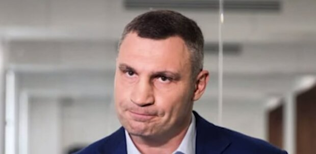 Кличко разом зі “смотрящим” Комарницьким кришують незаконні заправки Києва, - експерт