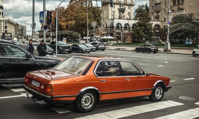 BMW 728 першого покоління (E23), фото: "Фокус"